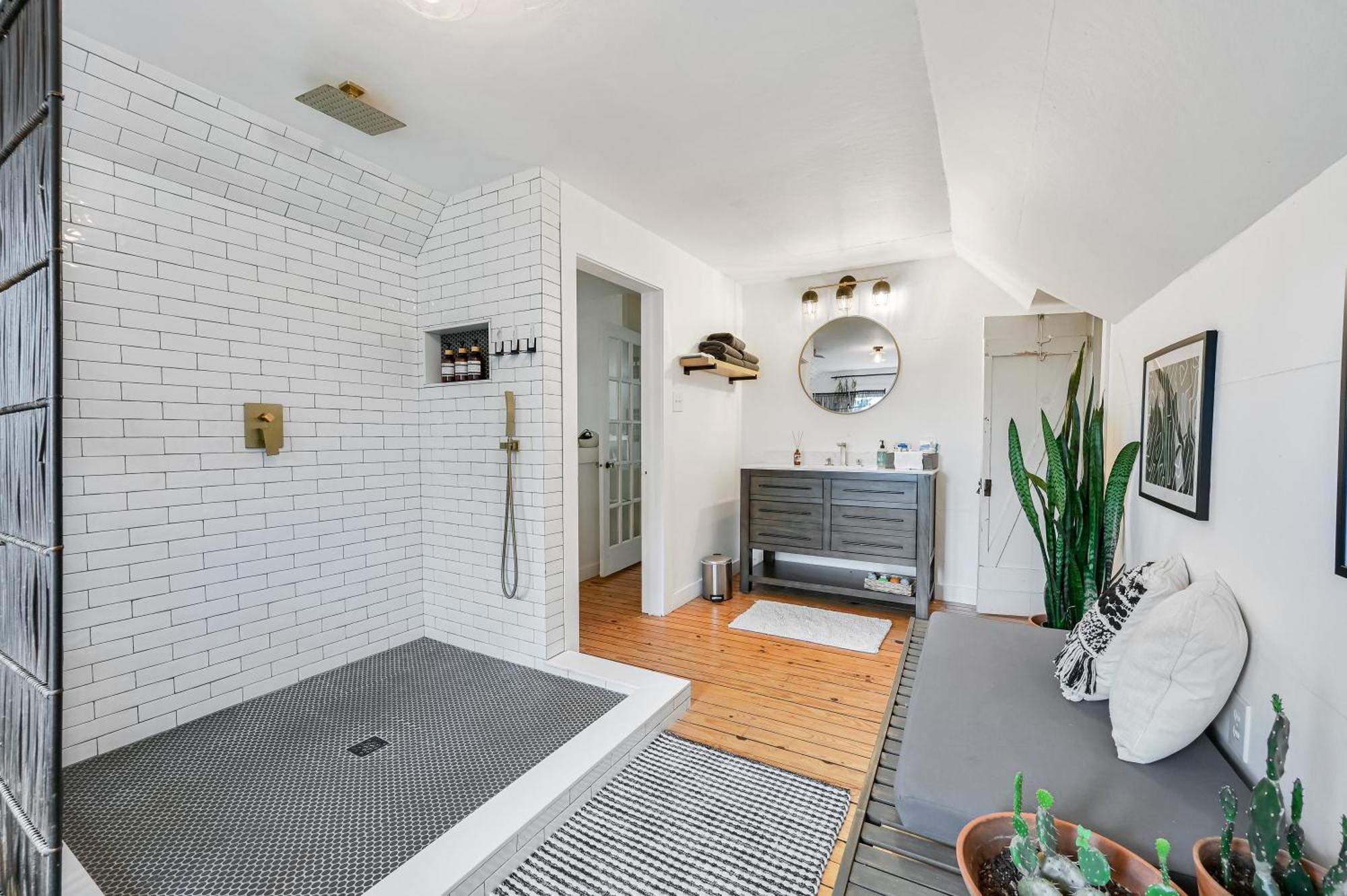 Asheville Urban Farmhouse Entire Home 4 Mi To Dt Екстер'єр фото