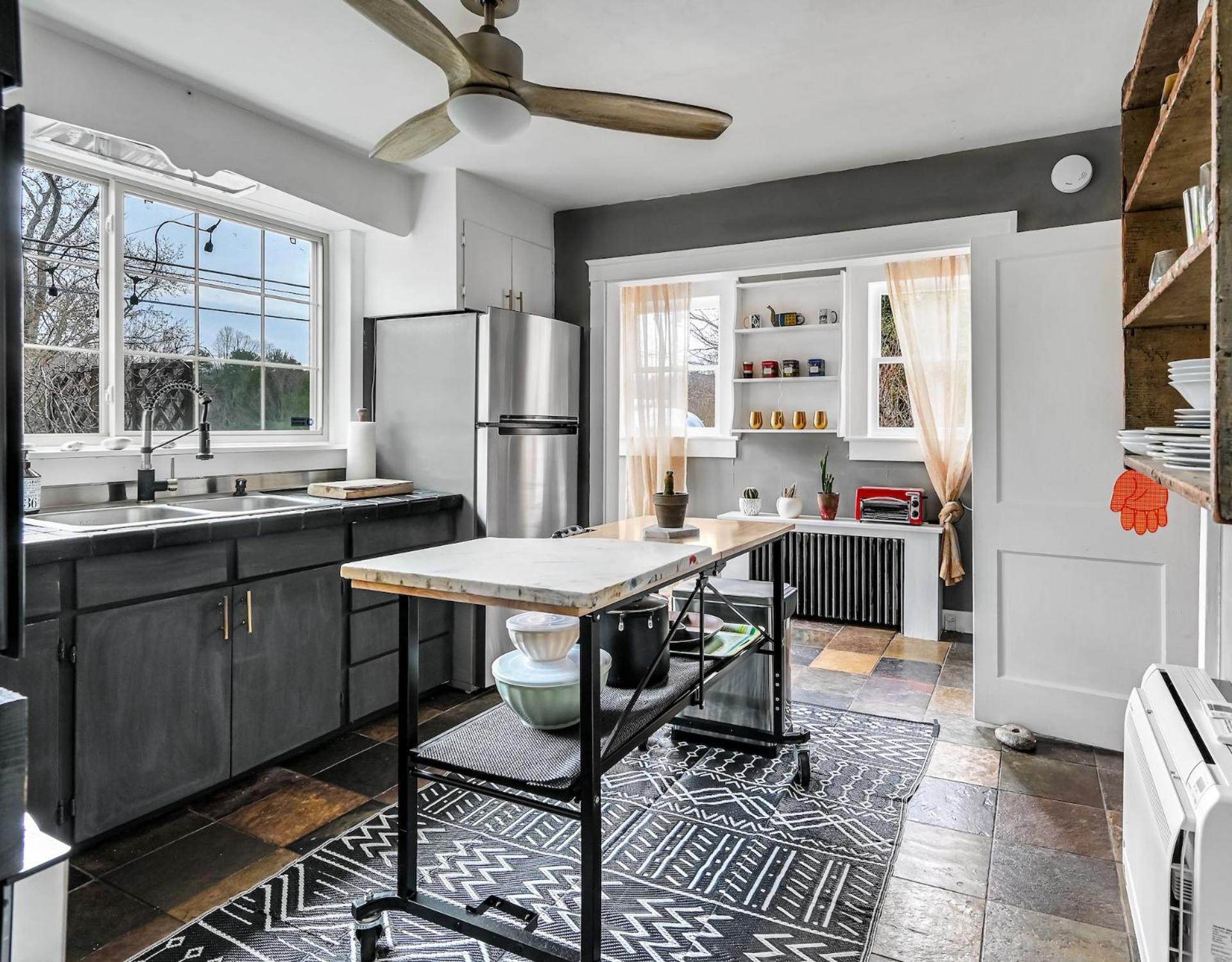 Asheville Urban Farmhouse Entire Home 4 Mi To Dt Екстер'єр фото